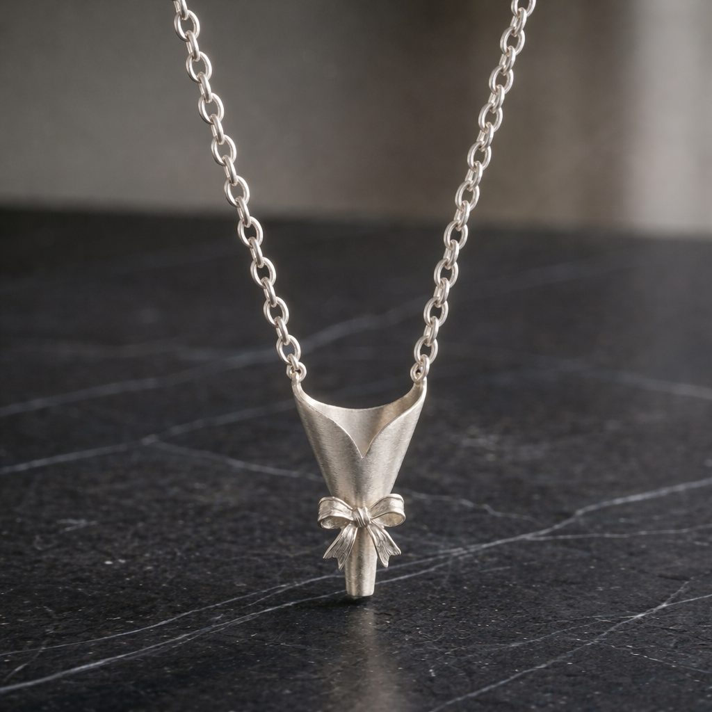 Tiktrove Flower Necklace